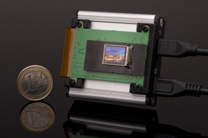 Fraunhofer IPMS 062-Inch SXGA High-Voltage CMOS Backplane with OLED